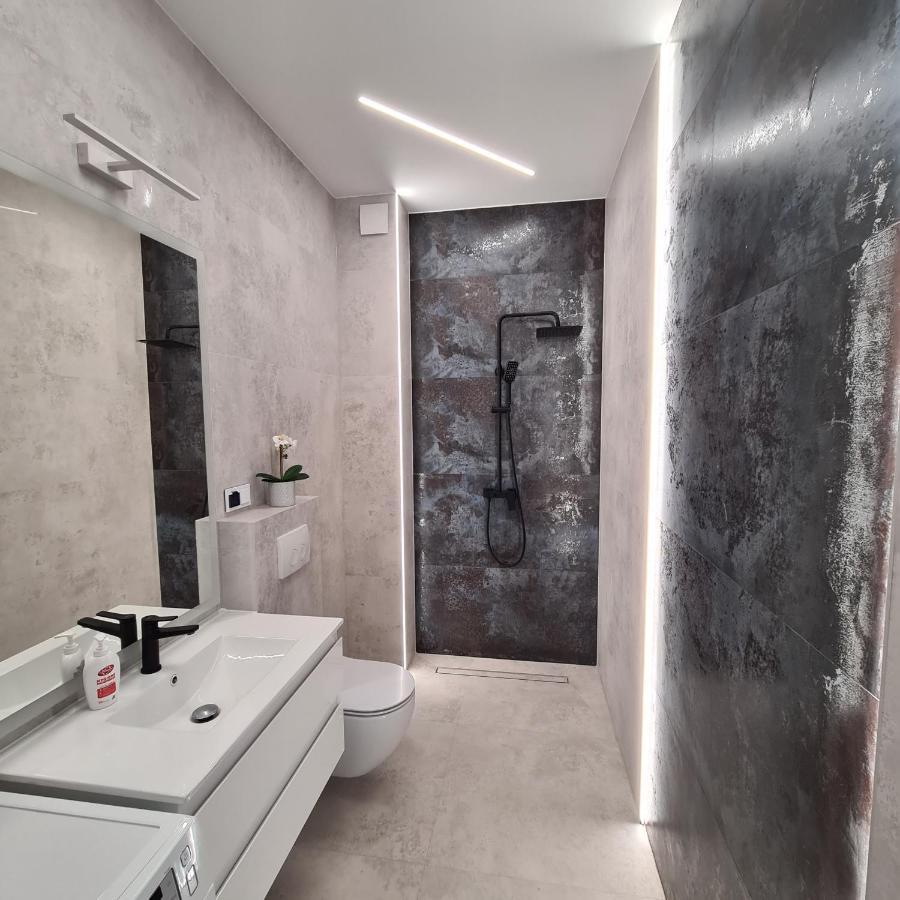 Apartament Z Tarasem Morska 8 Rewal 50M Do Morzaアパートメント エクステリア 写真