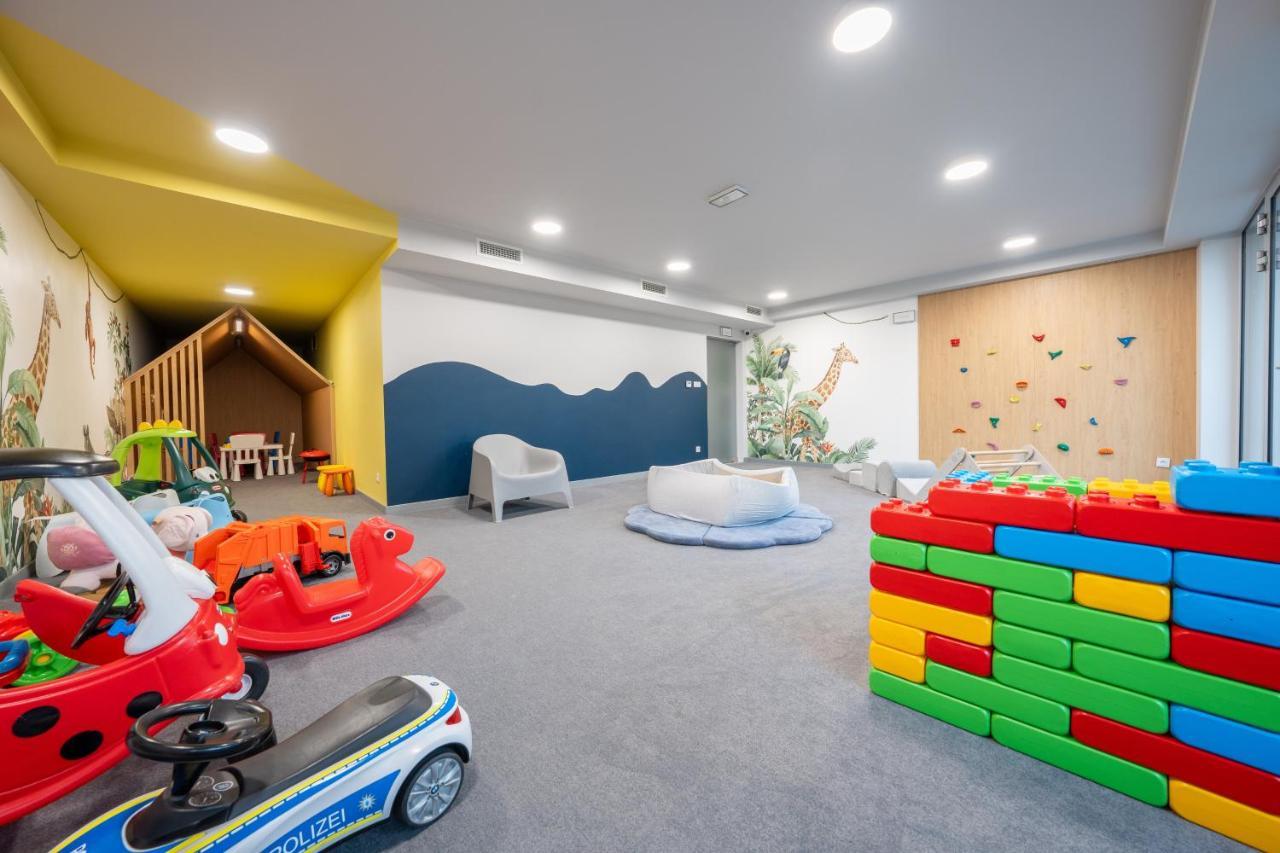 Apartament Z Tarasem Morska 8 Rewal 50M Do Morzaアパートメント エクステリア 写真